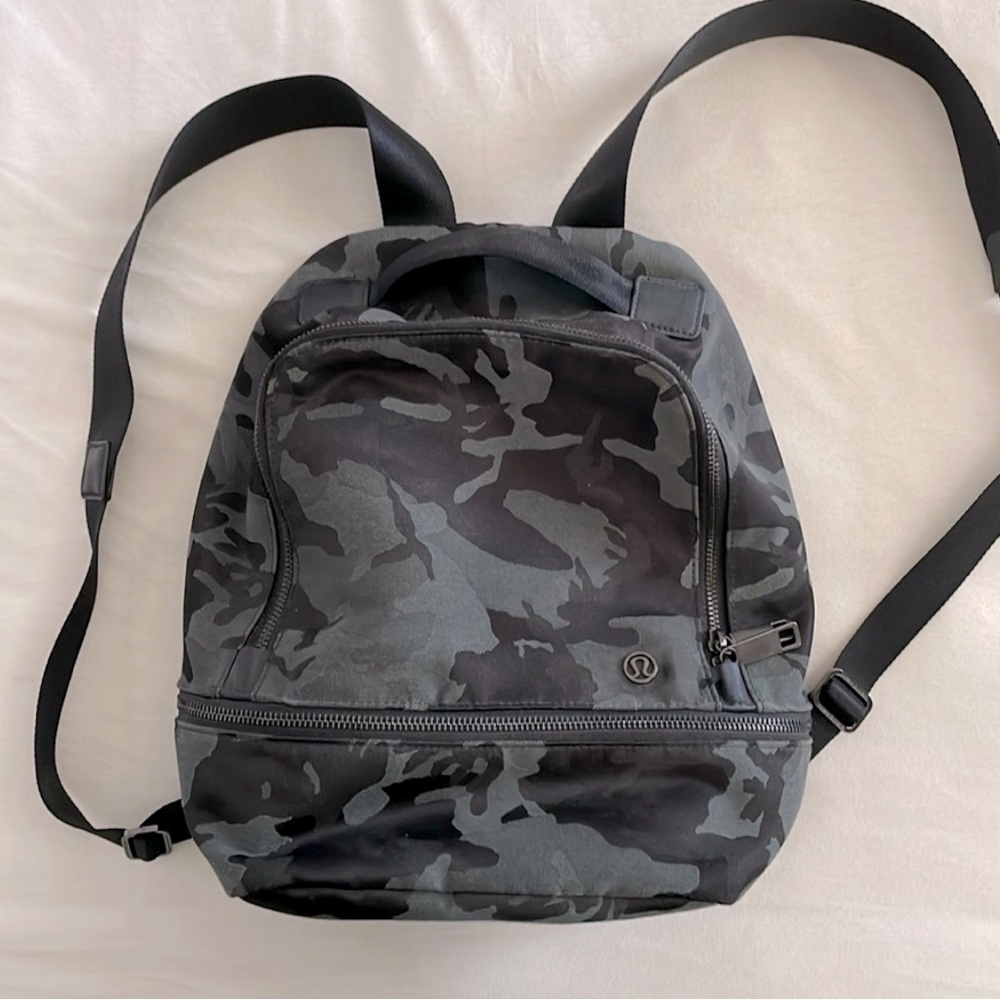 Lululemon Camo backpack